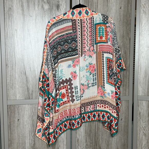 Tolani Kimono Cardigan Patchwork Boho Beachy Embroidered Duster One Size - Picture 2 of 7